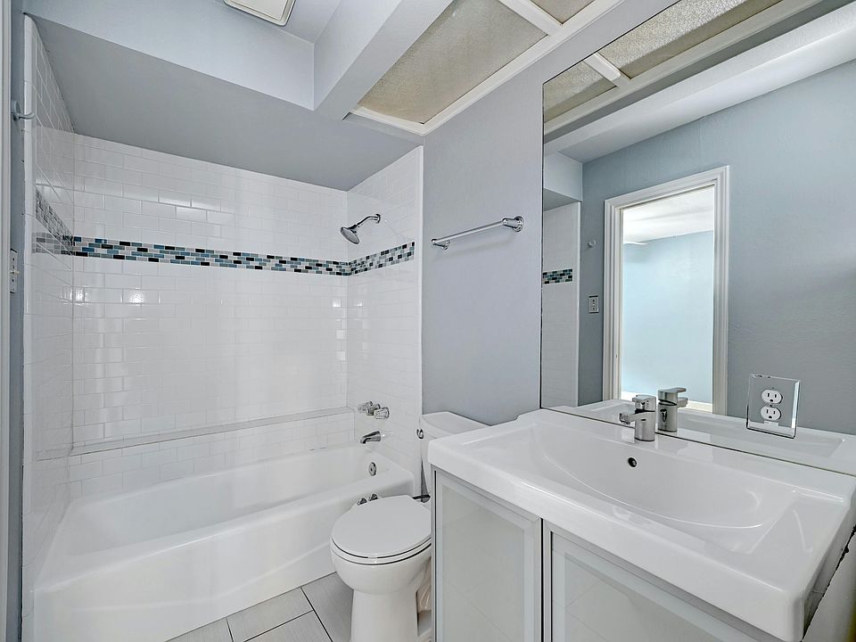 1st image of 8200 Neely Dr APT 226