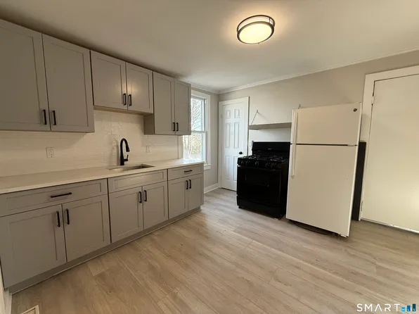 3 Yost St #2, Norwalk, CT 06854