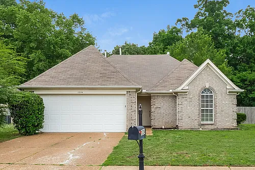1224 Whistler Dr Photo 1