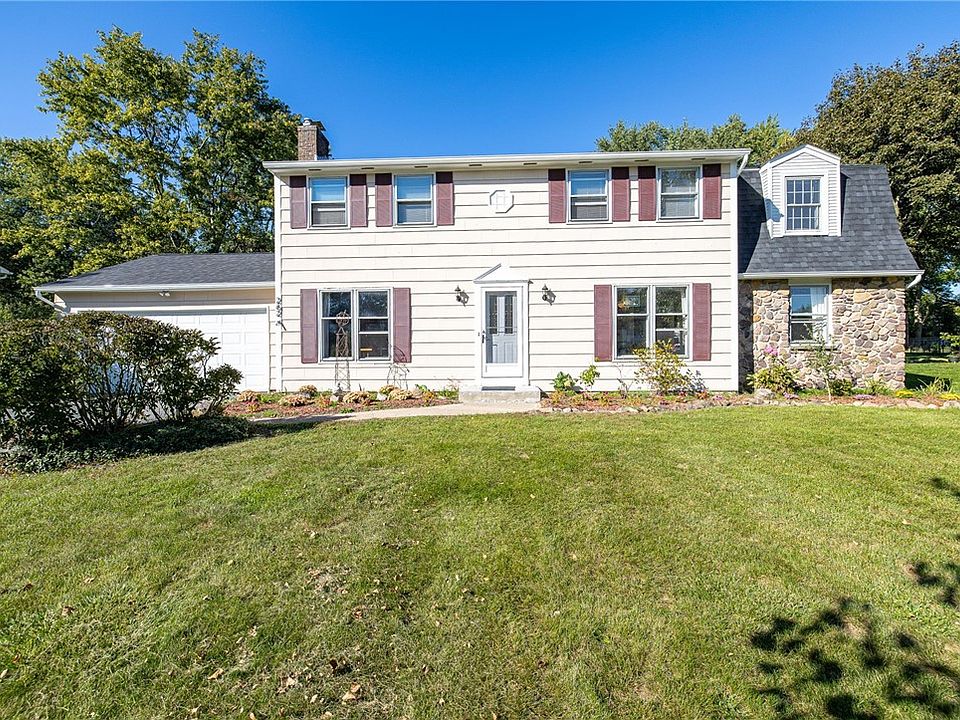 1st image of 262 Hillary Ln
