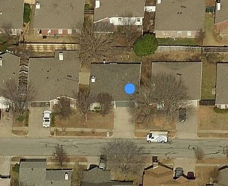 1st image of 405 Faircrest Dr