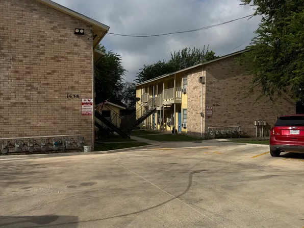 1638 W Woodlawn Ave APT 5, San Antonio, TX 78201