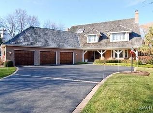 100 W Honeysuckle Rd, Lake Forest, IL 60045