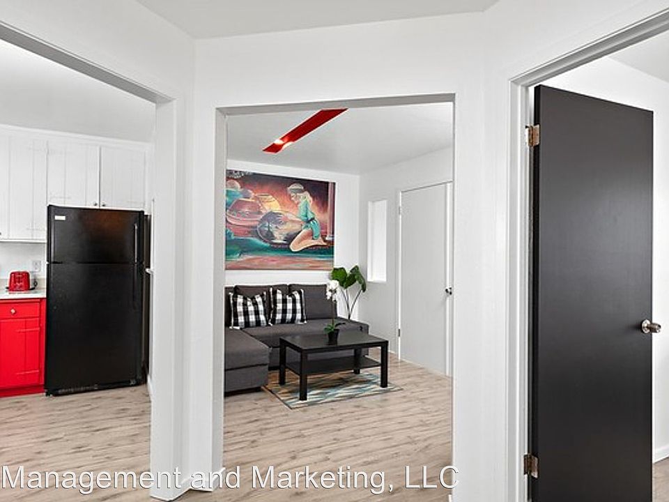 1st image of 30 Vista Grande Ave #4