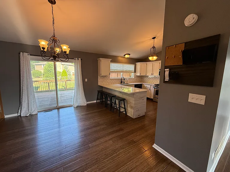 903 Pin Oak Cir — Photo 8