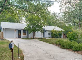 106 Roundup Dr, Castle Hills, TX 78213