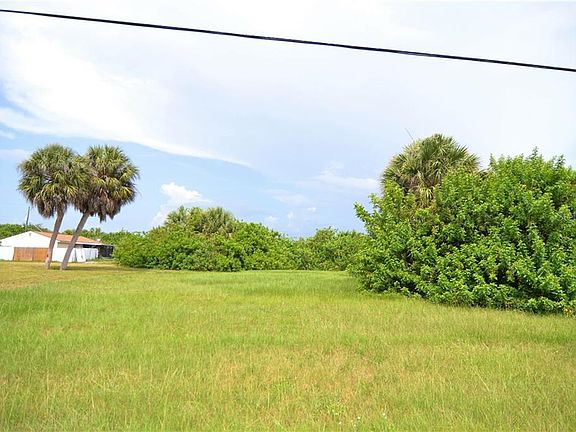 2nd image of 5084 Crawfordsville Dr