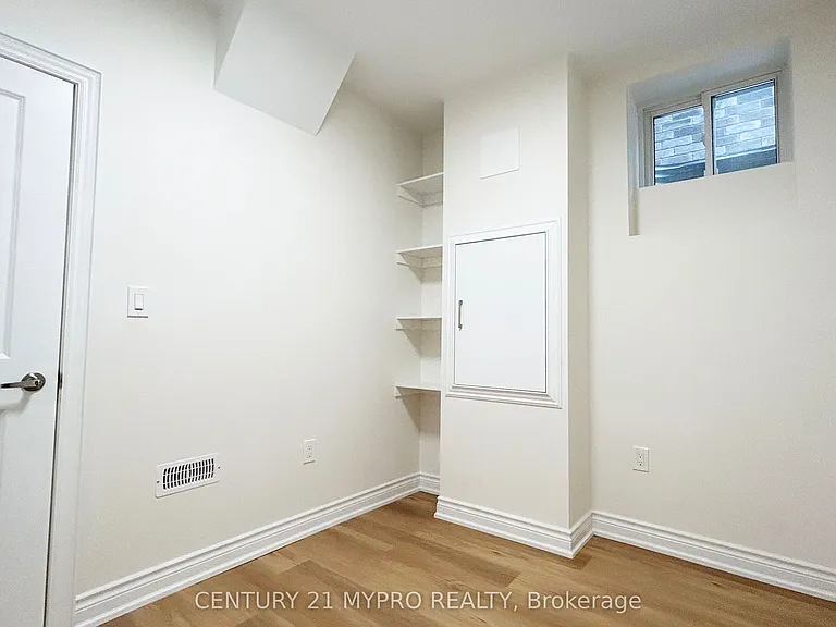 19 William Crawley Way — Photo 25