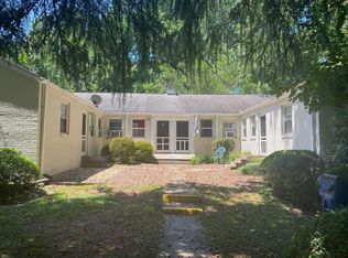 405 Gardner St #407, Raleigh, NC 27607