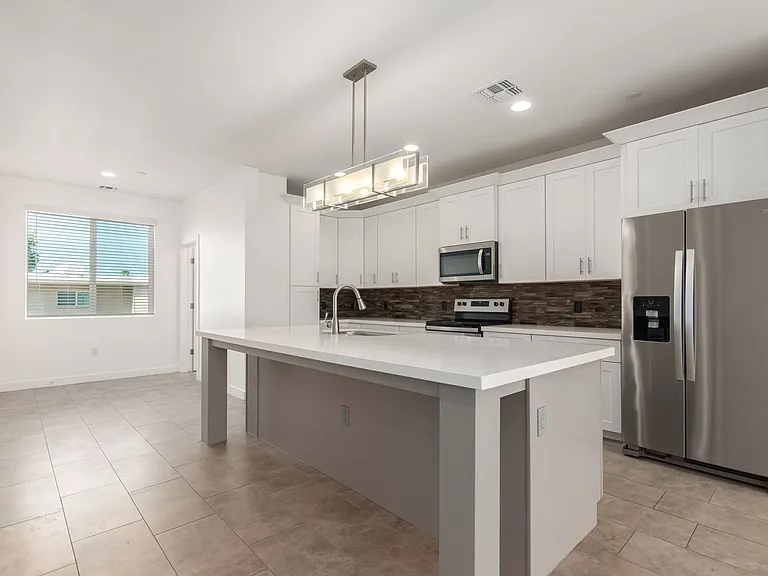 The Aeries Townhome Apartments — Photo 3