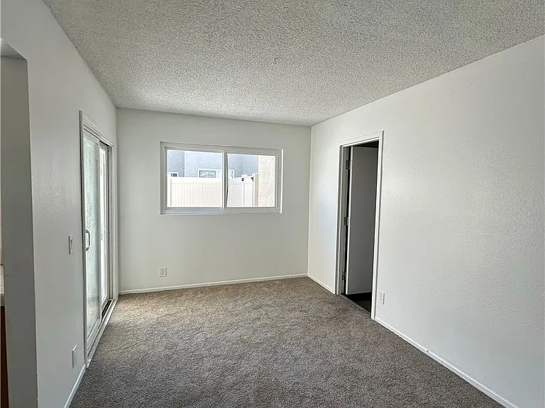 34 Elksford Ave #34 — Photo 4