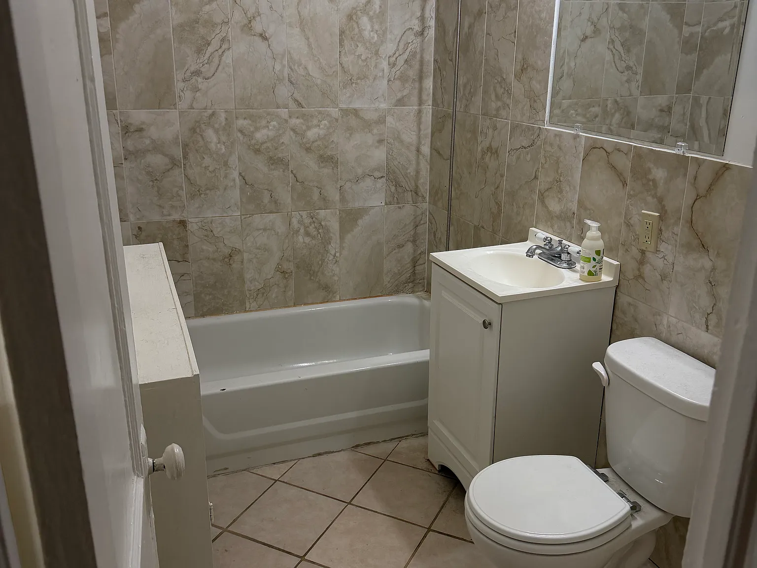 11217 Detroit Ave — Photo 2