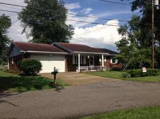 172 Cannery Ln, Winfield, WV 25213