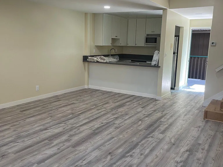 3639 Walnut St #8 — Photo 5