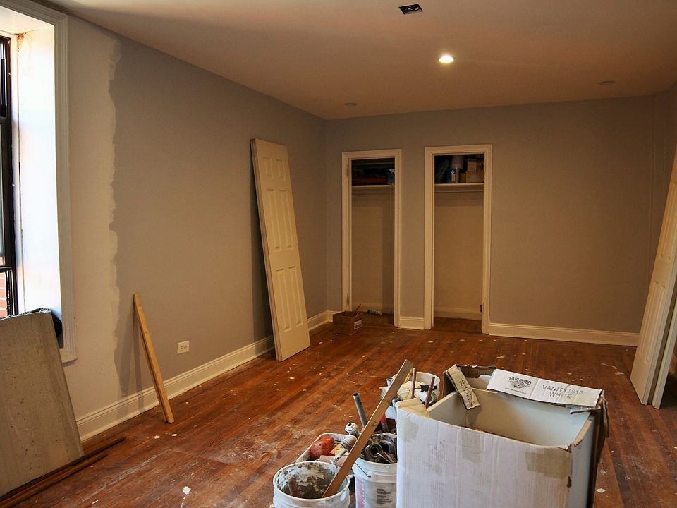 1st image of 200 E 18th St APT 3c