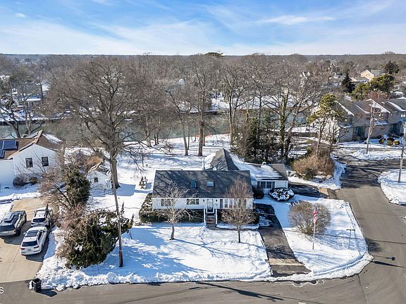 2nd image of 838 Partridge Run