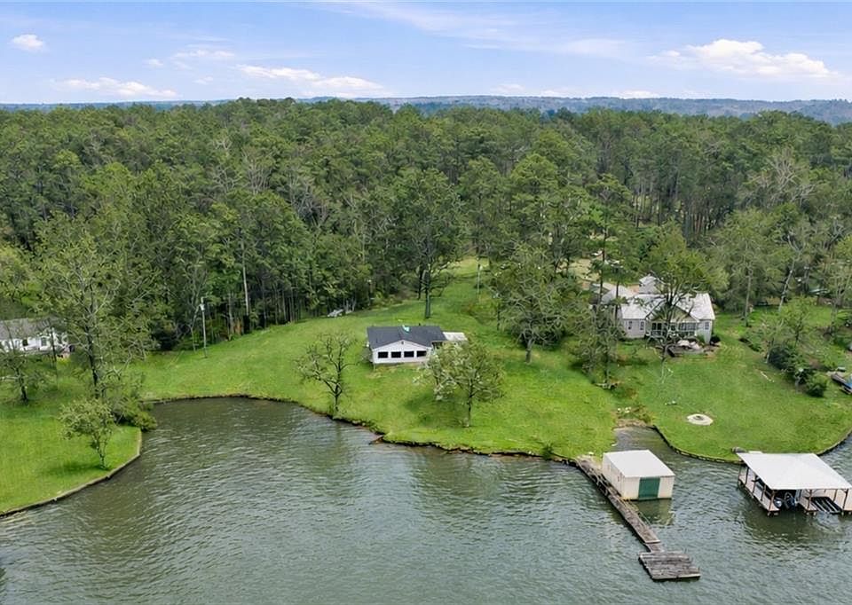 1st image of 170 Waters Bridge Cir