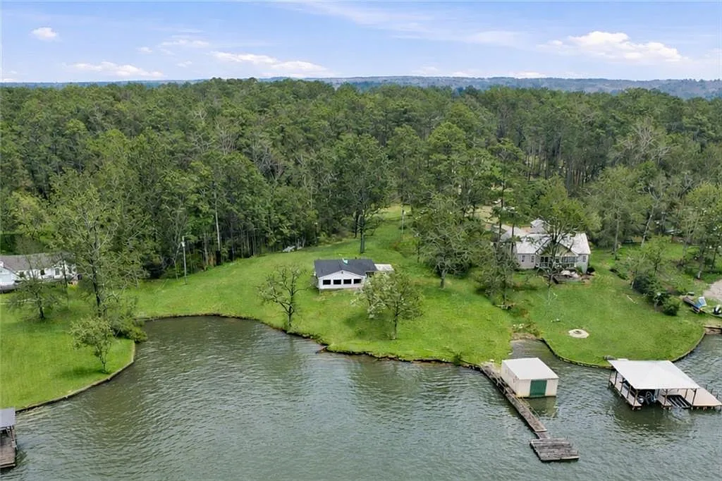 170 Waters Bridge Cir photo 1