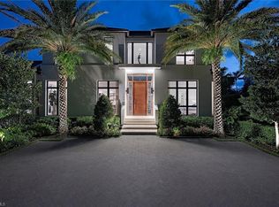 1175 Oleander Dr, Naples, FL 34102