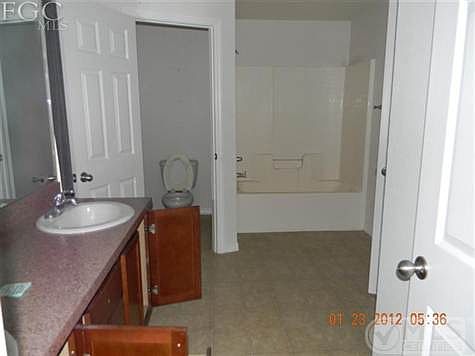 4th image of 1423 SE 18th St
