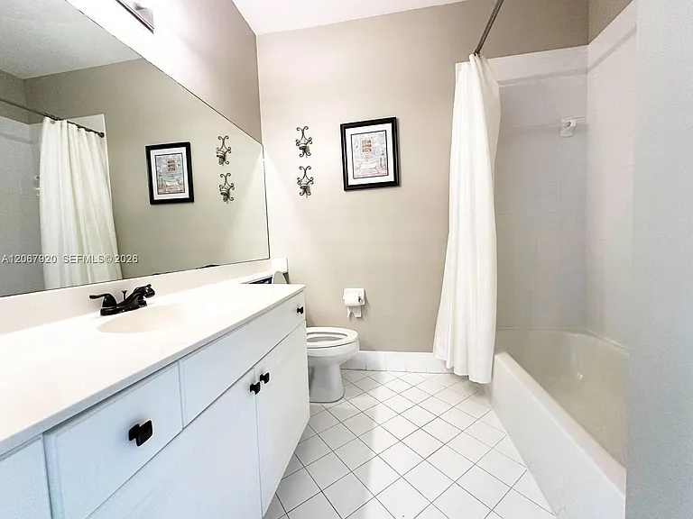 7647 Rockport Cir — Photo 6