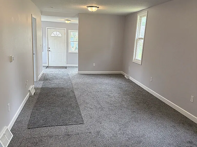 2 bed, 660 sqft, $1,250 — Photo 4