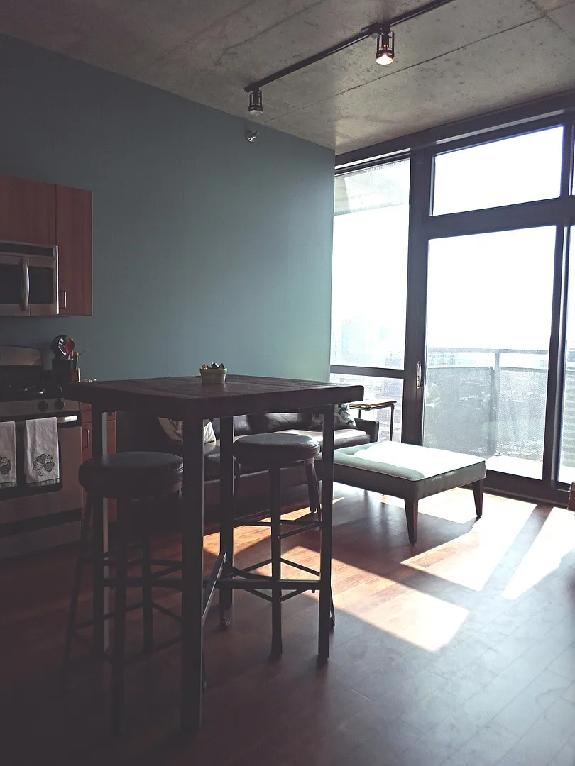 2 bed, 1066 sqft, $2,850 — Photo 3