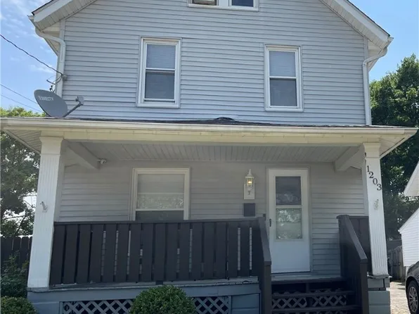 1203 Murray Ave, Akron, OH 44310