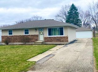 5017 Prairie Ave, McHenry, IL 60050