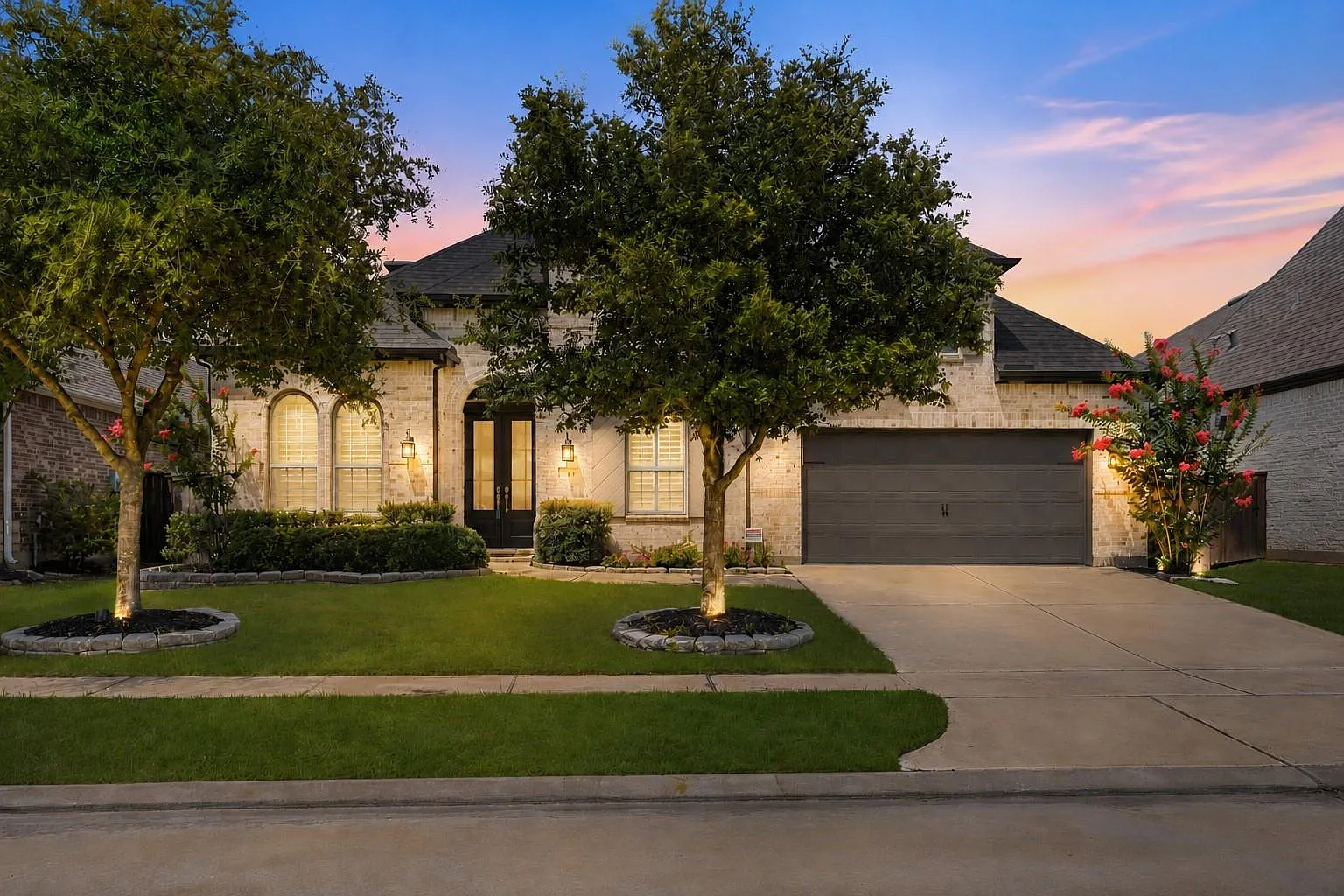 4 bed, 3.0 bath, 3134 sqft, $3,400 — Photo 1