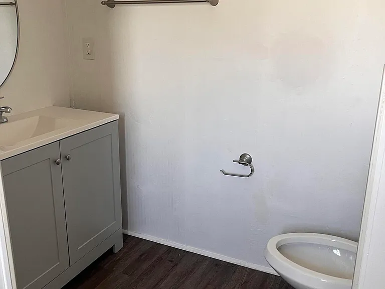 8015 SE Fairchild Way — Photo 10