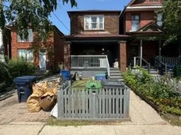230 Gowan Ave, Toronto, ON M4J 2K6