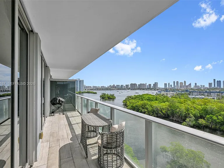 16385 Biscayne Blvd #1020 — Photo 18