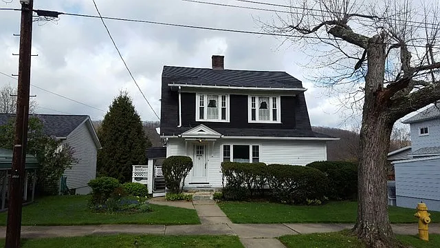1020 W 3rd St photo 1