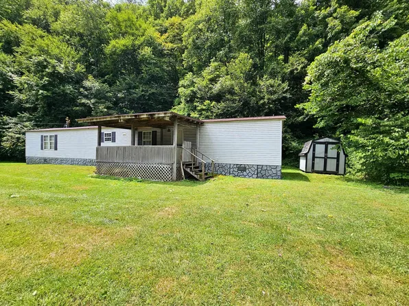 5223 Stonega Rd, Stonega, VA 24216