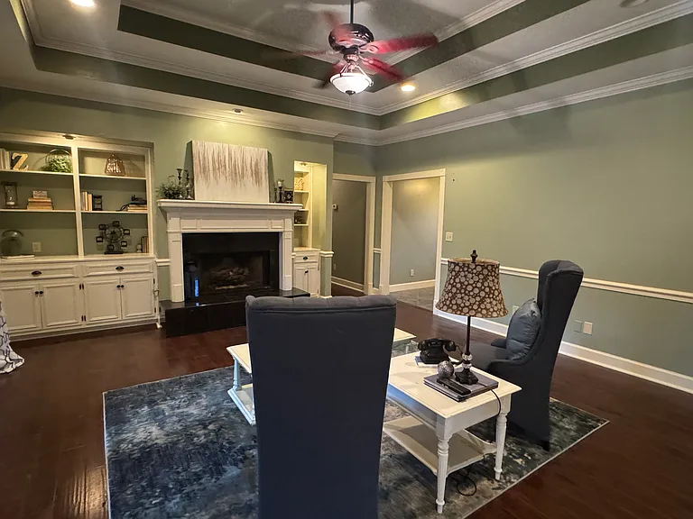 416 Towne Lake Pl — Photo 14