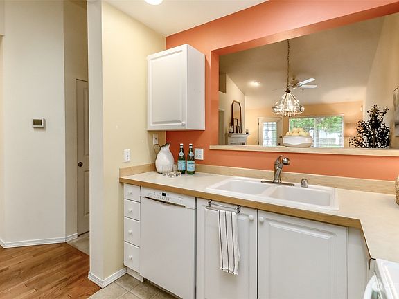 5th image of 1416 60th Street SE #B