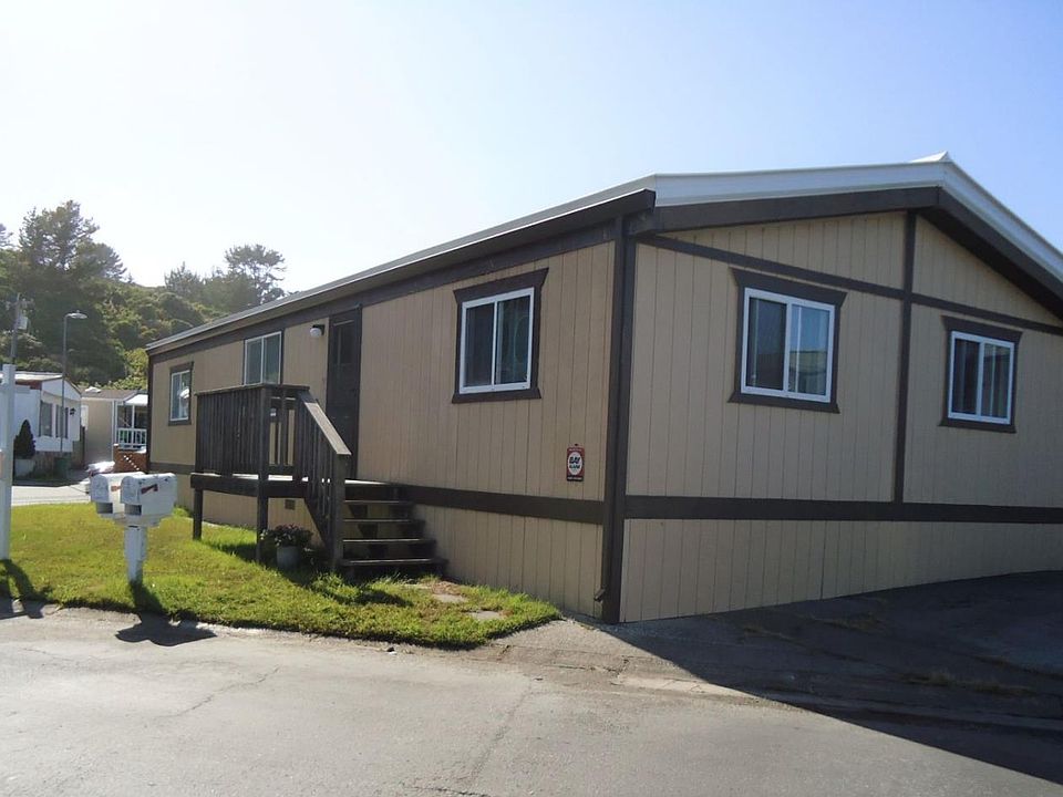 2nd image of 122 Bonita Ln #122