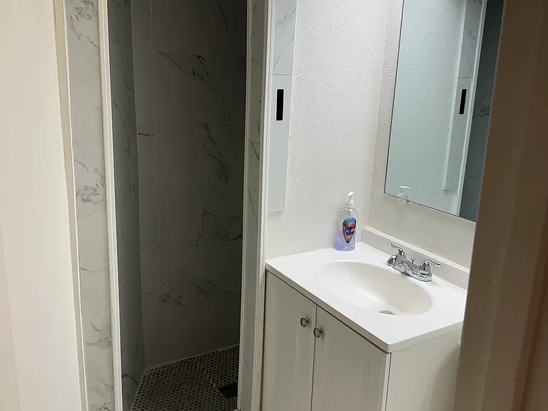 2247 Brant St #2 — Photo 8