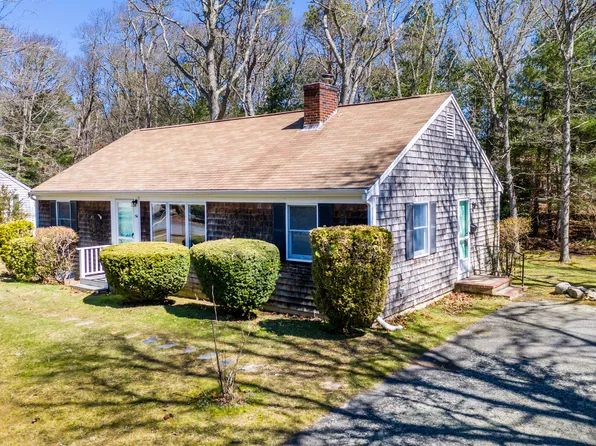 54 Hinckley Circle, Osterville, MA 02655
