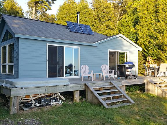 2nd image of 2176 Lake View Dr