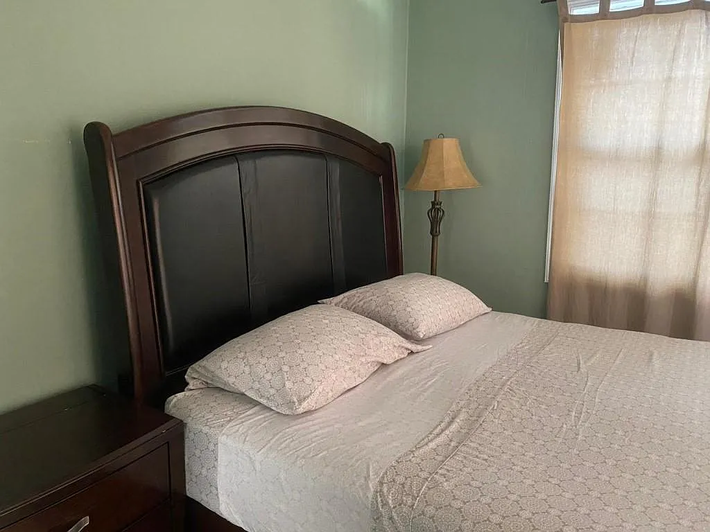 3 bed, 1500 sqft, $3,000 — Photo 2