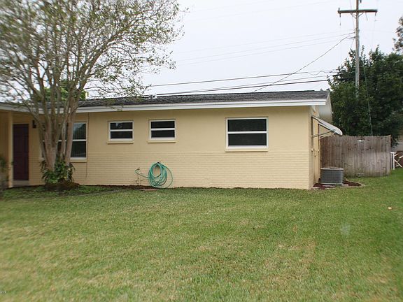 3rd image of 155 Wales Ave
