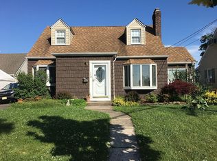126 7th St, Wood Ridge, NJ 07075