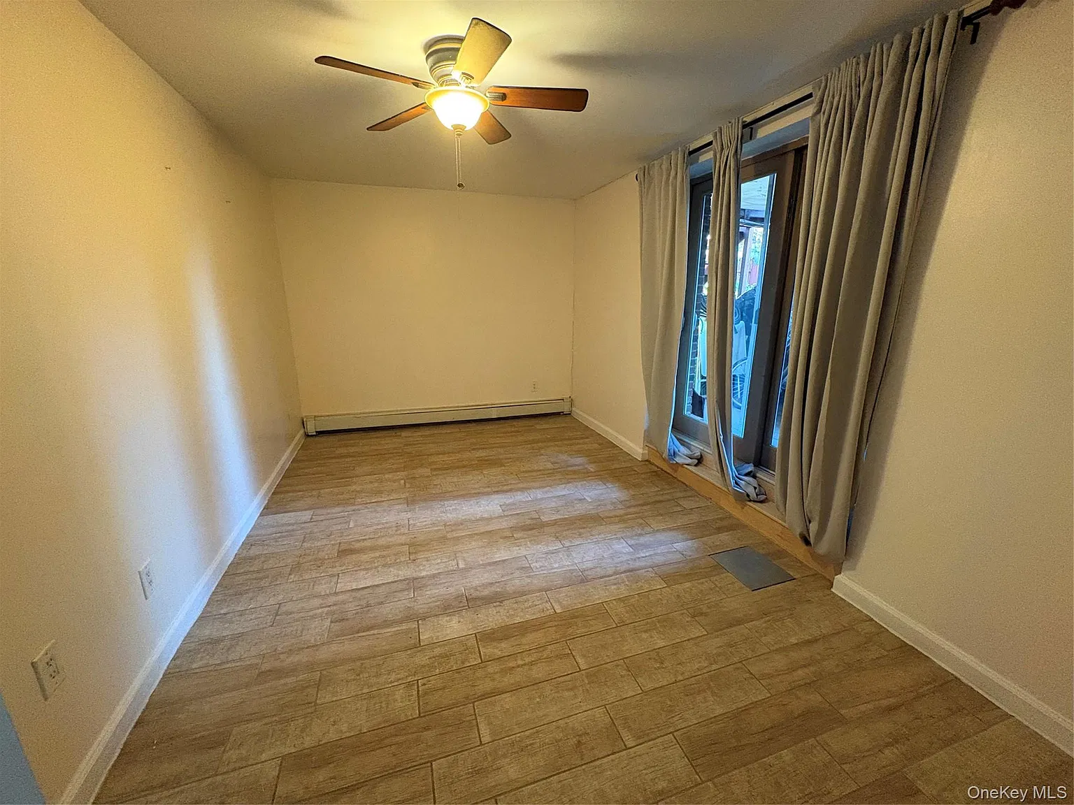 1 bed, 1.0 bath, 650 sqft, $1,700 — Photo 2
