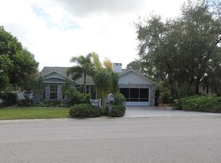 718 Cambridge Way, Lake Wales, FL 33853