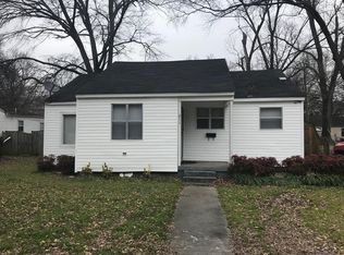 211 S Center Dr, West Memphis, AR 72301