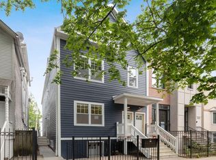 1217 W Wellington Ave #1F, Chicago, IL 60657