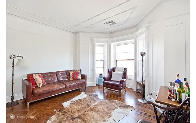 Rented by Douglas Elliman | media 24