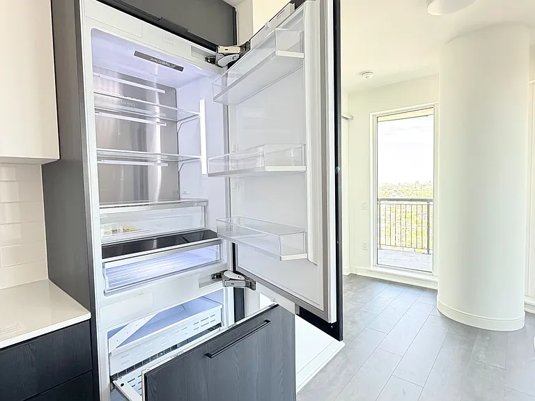 1185 Dupont St #2507 — Photo 43